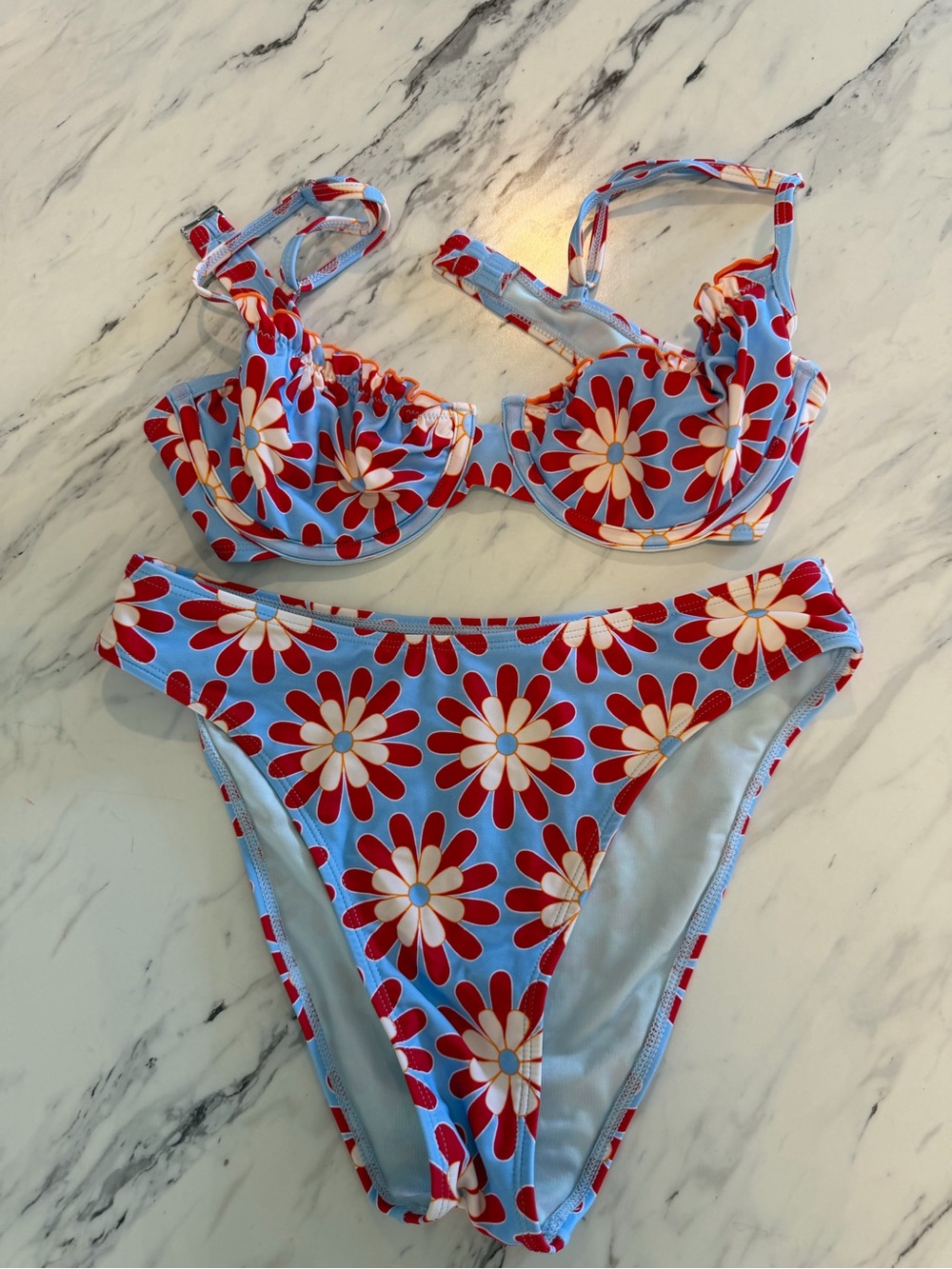 CUPSHE Golden Hour Feelings Bikini